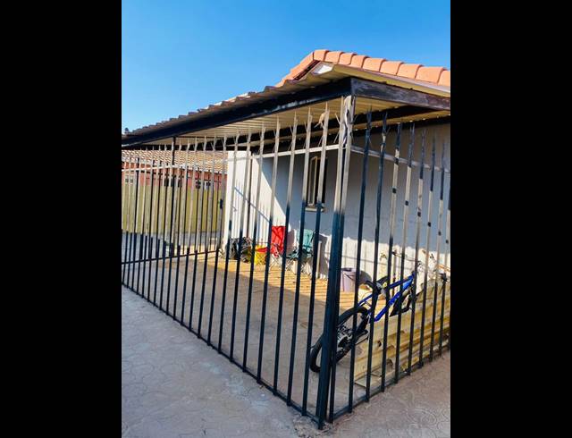 3 BEDROOM HOUSE FOR SALE IN WINDMILL PARK